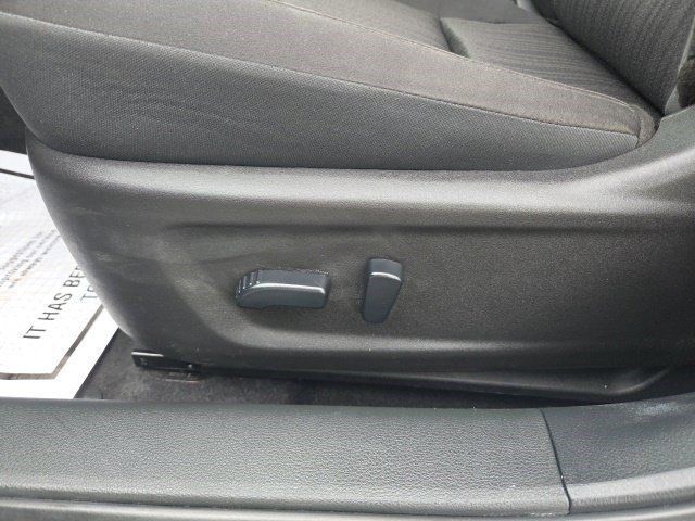 Used 2025 Nissan Altima 2.5 SV FWD image 14