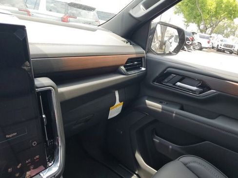 New 2026 GMC Yukon XL Denali AWD/4WD image 25