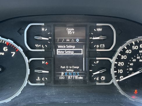Used 2021 Toyota Tundra SR5 RWD image 21