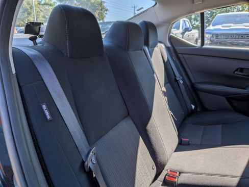 Used 2024 Nissan Sentra SV FWD image 32