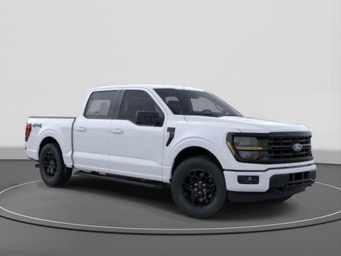 New 2026 Ford F150 XLT w/ XLT Black Appearance Package AWD/4WD image 7