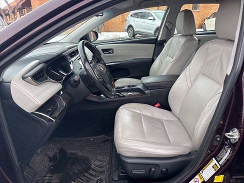 Used 2013 Toyota Avalon XLE image 10