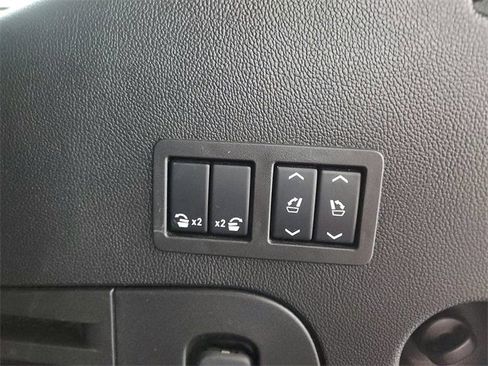 Used 2020 Cadillac Escalade Luxury image 53