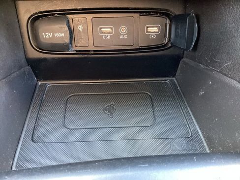 Used 2019 Hyundai Santa Fe AWD image 24