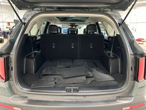 Used 2023 Kia Sorento S w/ Panoramic Sunroof Package AWD/4WD image 30
