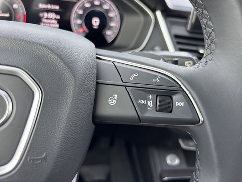 Used 2025 Audi Q5 2.0T Premium Plus w/ Premium Plus Package image 33