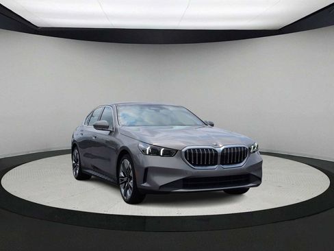 Used 2024 BMW 530i xDrive w/ Executive Package AWD/4WD image 2