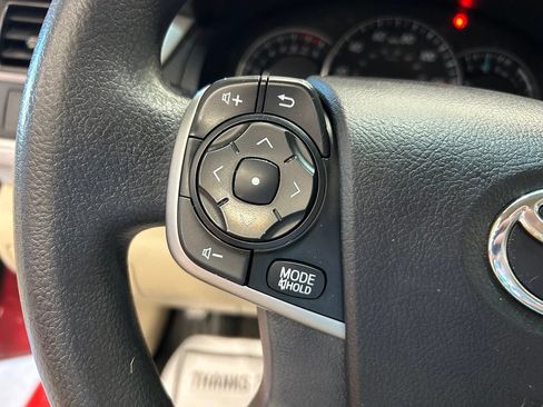 Used 2014 Toyota Camry LE FWD image 14