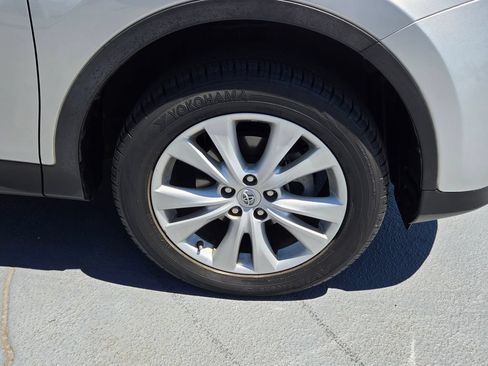 Used 2014 Toyota RAV4 Limited w/ Technology Package AWD/4WD image 10