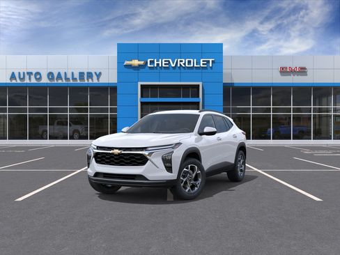 New 2026 Chevrolet Trax LT w/ LT Convenience Package FWD image 9