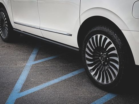 Used 2018 Lincoln Navigator L Black Label AWD/4WD image 33