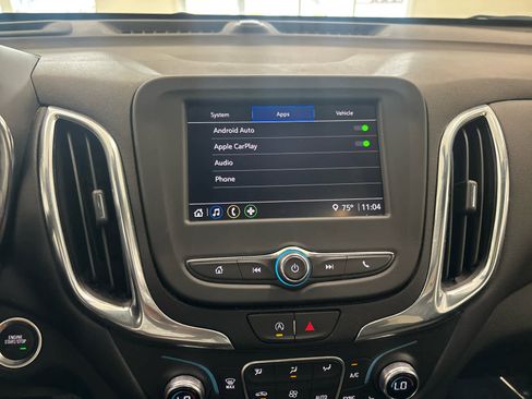 Used 2024 Chevrolet Equinox LT image 40