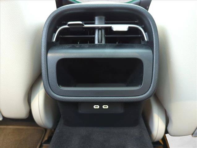 Used 2026 Mercedes-Benz E 350 Sedan image 17