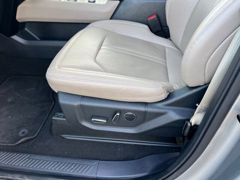 Certified 2024 Ford Expedition Limited image 8