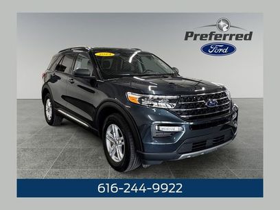 Used 2024 Ford Explorer XLT w/ Equipment Group 202A