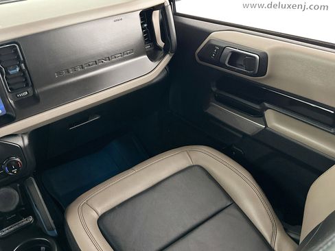 Used 2022 Ford Bronco Wildtrak AWD/4WD image 22