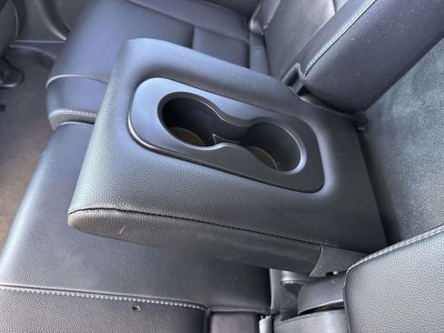 Used 2021 Honda Pilot Special Edition image 16