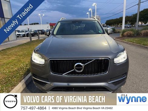 Used 2019 Volvo XC90 T5 Momentum w/ Protection Package AWD/4WD image 5