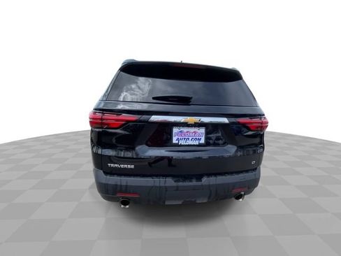 Used 2023 Chevrolet Traverse LT FWD image 9