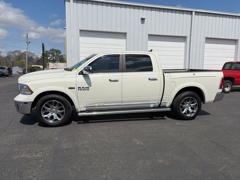 Used 2017 RAM 1500 Limited image 4