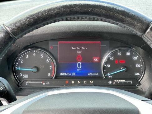 Used 2020 Ford Explorer XLT w/ Equipment Group 202A RWD image 12