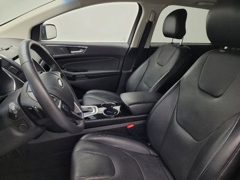 Used 2017 Ford Edge Titanium w/ Equipment Group 302A image 17