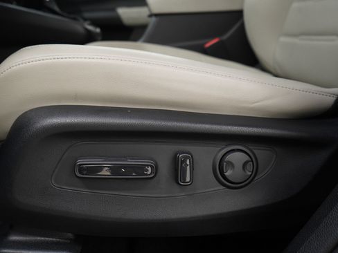 Used 2024 Honda CR-V EX-L image 25