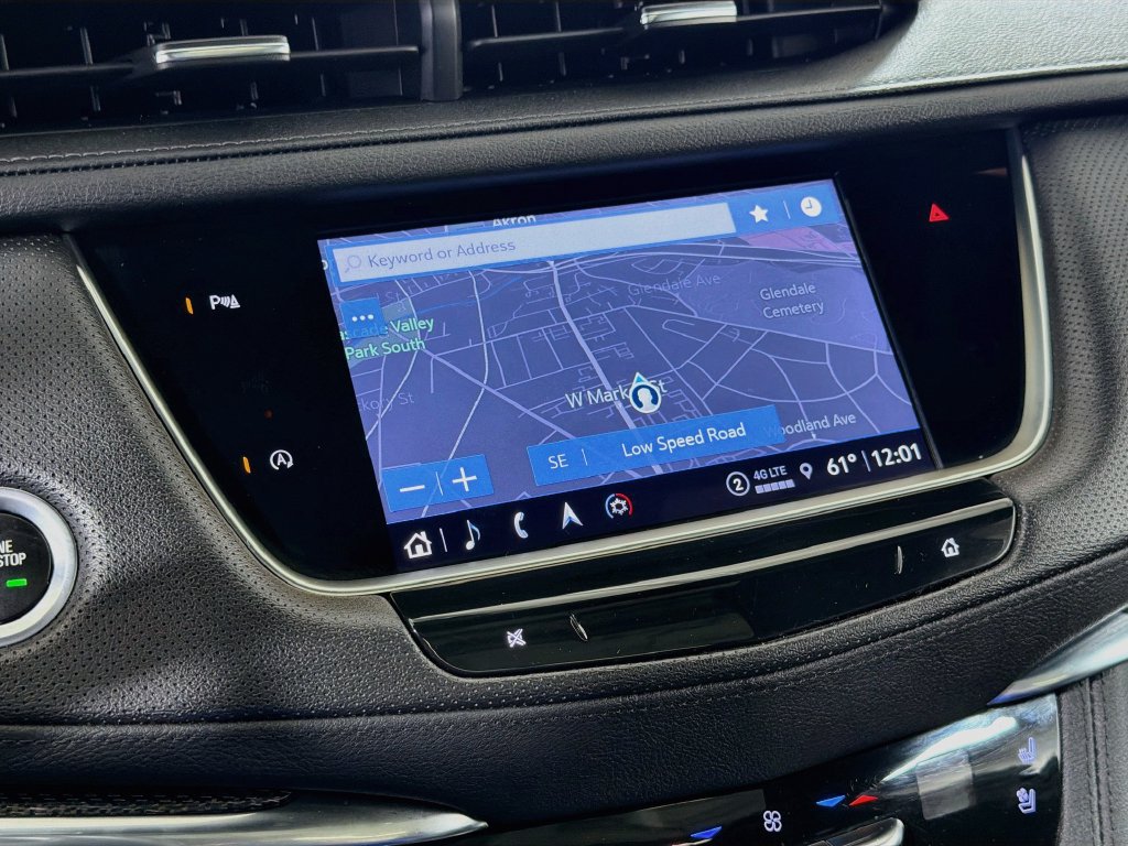 Used 2023 Cadillac XT5 Sportv w/ LPO, Floor Liner Package AWD/4WD image 15
