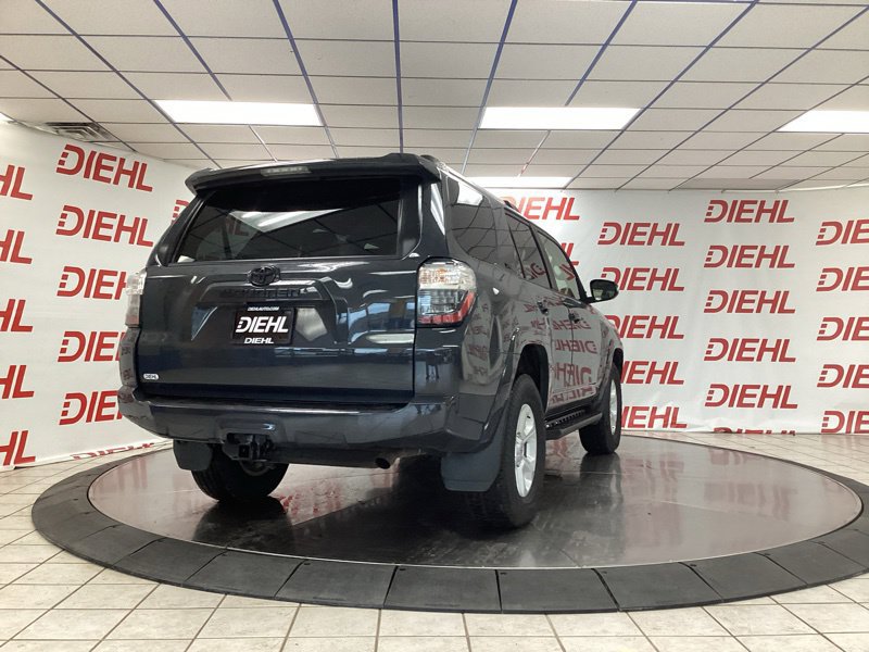 Used 2024 Toyota 4Runner SR5 Premium w/ Moonroof Package AWD/4WD image 7