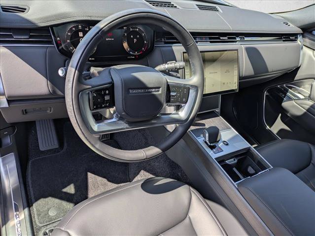 New 2026 Land Rover Range Rover SE AWD/4WD image 3