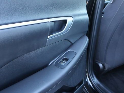 Used 2023 Hyundai Sonata SEL w/ Preferred Accessory Package image 18