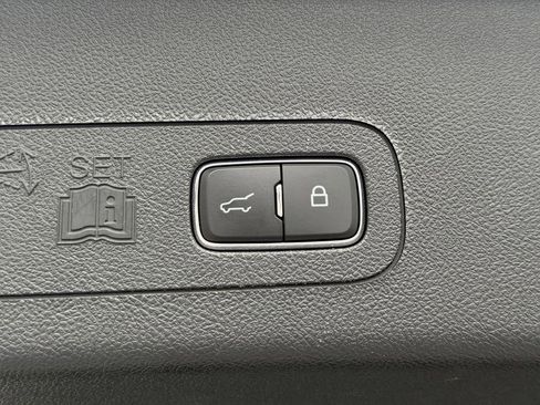 Used 2023 Lincoln Aviator Reserve w/ Equipment Group 201A AWD/4WD image 14