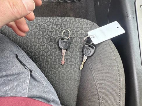 Used 2008 Pontiac G6 Value Leader image 12