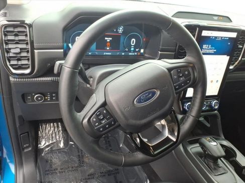 Used 2024 Ford Ranger Lariat w/ Advanced Towing Package AWD/4WD image 17