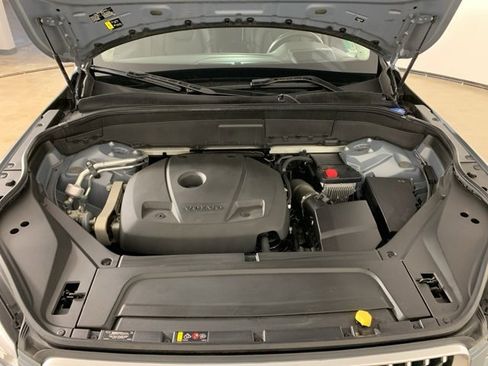Used 2022 Volvo XC90 T5 Momentum w/ Advanced Package image 44