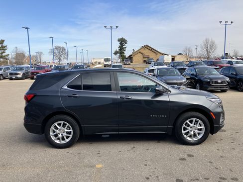 Used 2023 Chevrolet Equinox LT AWD/4WD image 5