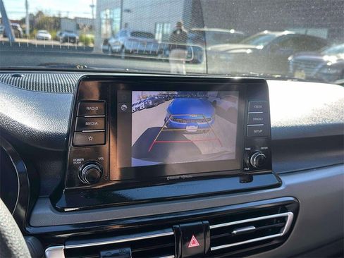 Used 2023 Kia Seltos LX image 25