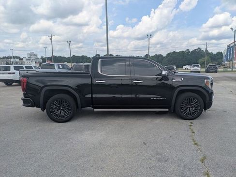 Used 2022 GMC Sierra 1500 Denali w/ Denali Premium Package AWD/4WD image 2