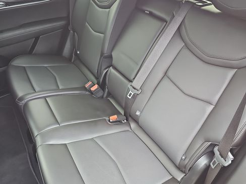 Used 2025 Cadillac XT5 Premium Luxury FWD image 16