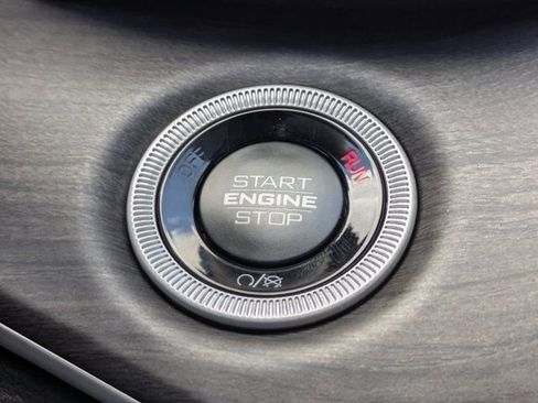 New 2025 Jeep Grand Cherokee Limited w/ Black Appearance Package image 25