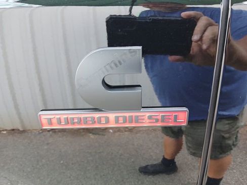 New 2026 RAM 3500 Laramie AWD/4WD image 13
