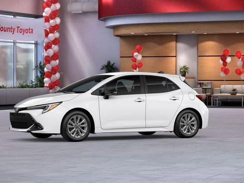 New 2026 Toyota Corolla SE image 3