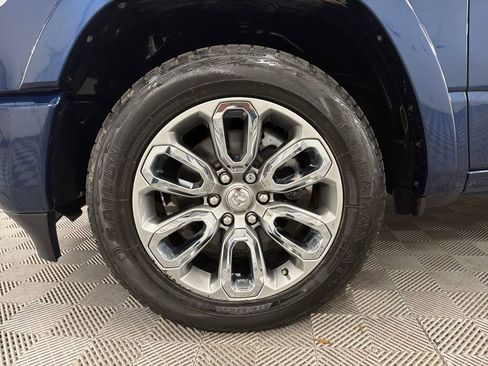 Used 2022 RAM 1500 Laramie w/ Sport Appearance Package image 13