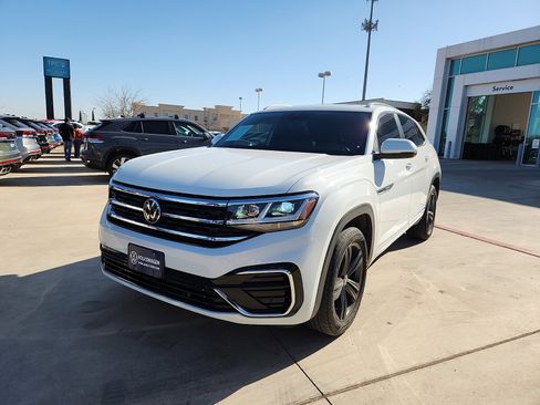 Used 2022 Volkswagen Atlas Cross Sport SEL R-Line image 3