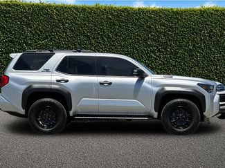 Used 2025 Toyota 4Runner TRD Off-Road Premium AWD/4WD video 3