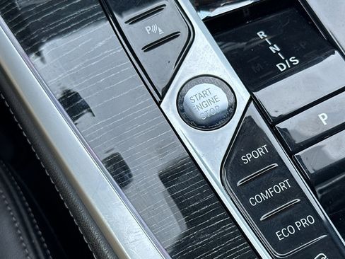 Used 2023 BMW X7 M60i w/ Executive Package AWD/4WD image 24