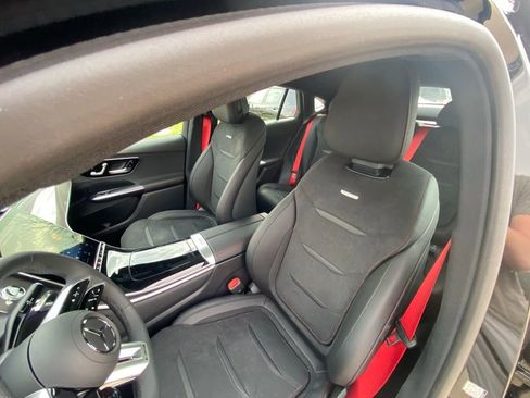 New 2025 Mercedes-Benz GLC 43 AMG 4MATIC Coupe image 15