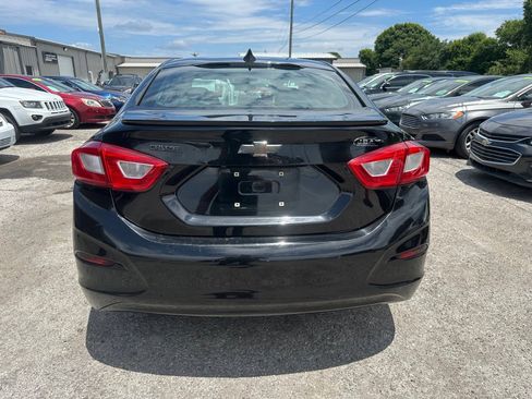 Used 2018 Chevrolet Cruze LS FWD image 6