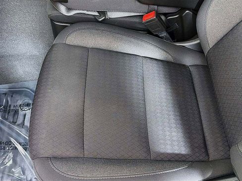 Used 2023 Chevrolet Silverado 1500 LT image 20