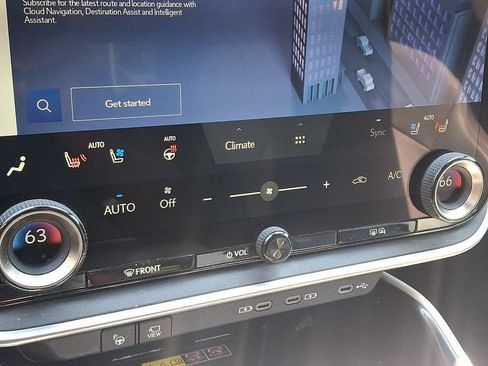Used 2023 Lexus RZ 450e Premium w/ Technology Package AWD/4WD image 15
